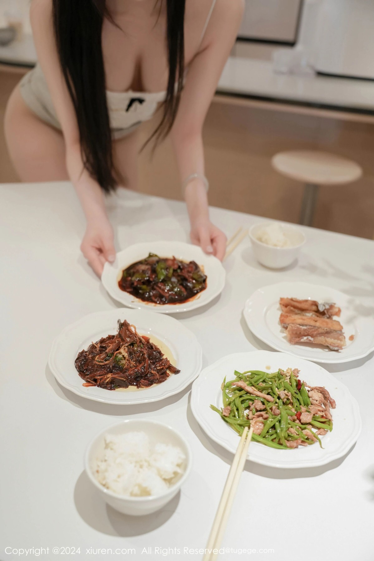 【XiuRen秀人網】20240517Vol8557晚蘇susu【111P】-[秀人套图]