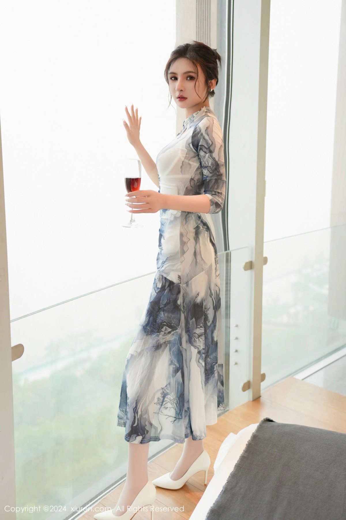 【XiuRen秀人網】20240523Vol8587Emily尹菲【117P】-[秀人套图]