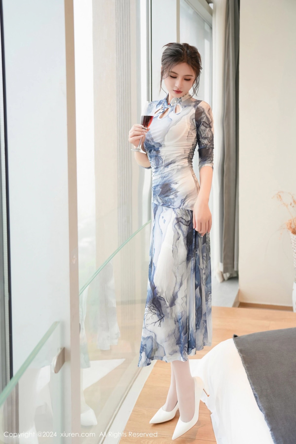 【XiuRen秀人網】20240523Vol8587Emily尹菲【117P】-[秀人套图]