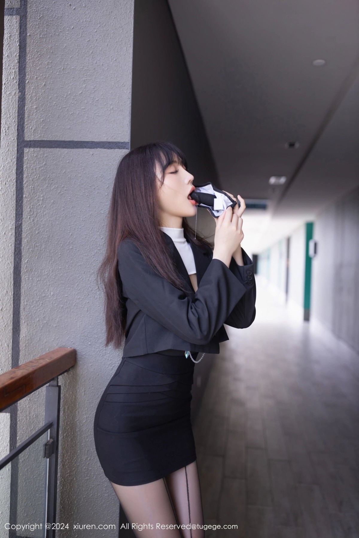 【XiuRen秀人網】20240530Vol8627陸萱萱【80P】-[秀人套图]