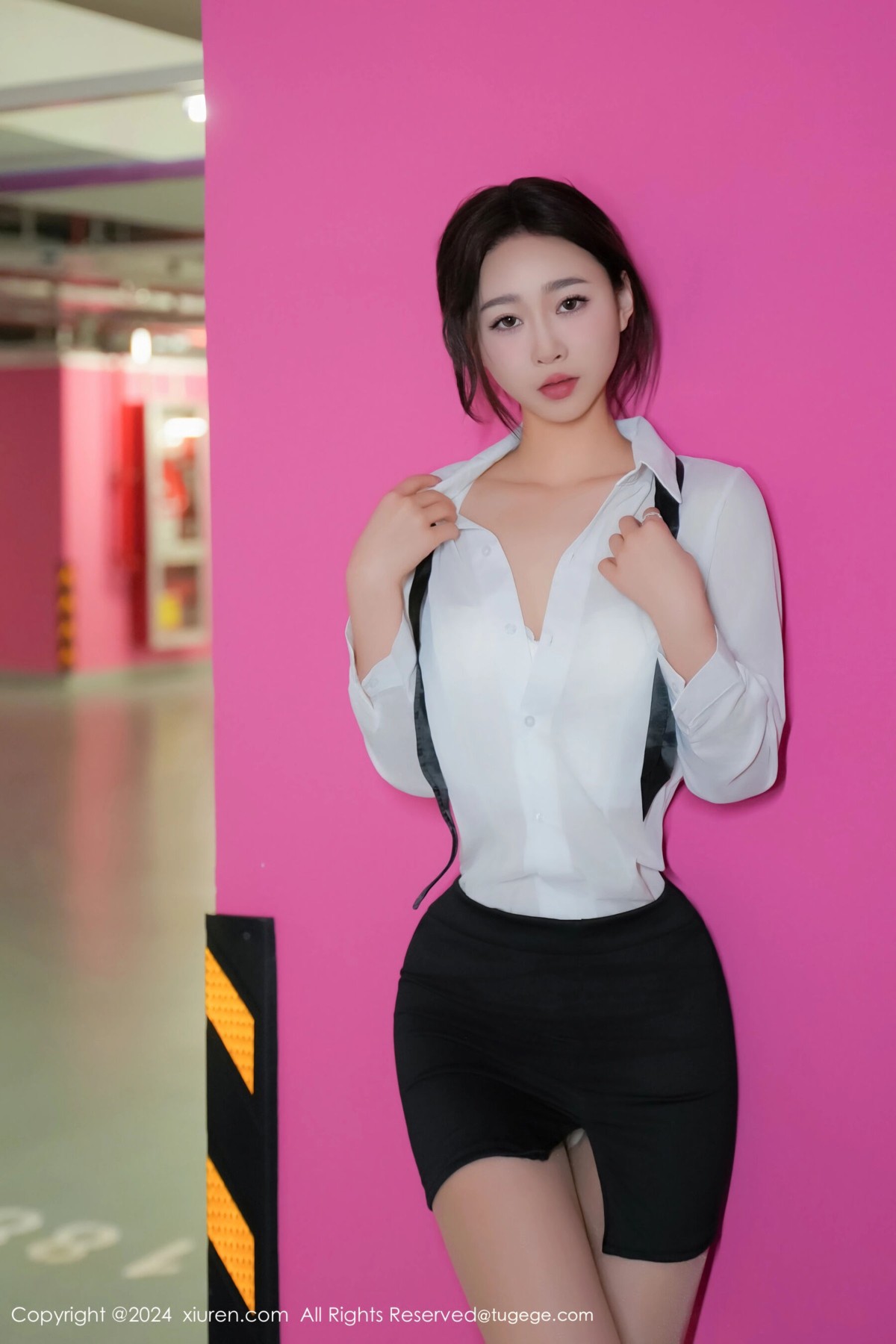 【XiuRen秀人網】20240529Vol8613軟糖愛喝奶【68P】-[秀人套图]