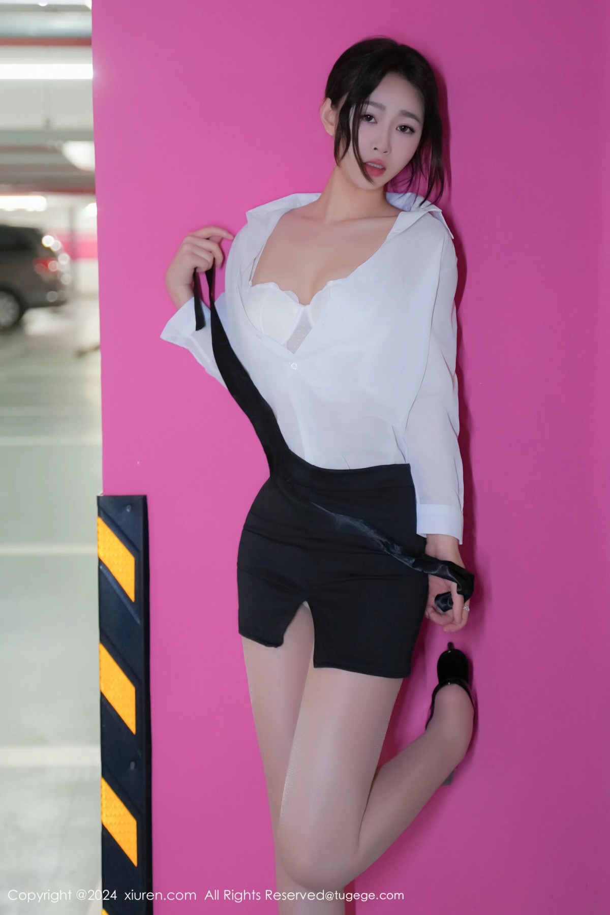 【XiuRen秀人網】20240529Vol8613軟糖愛喝奶【68P】-[秀人套图]