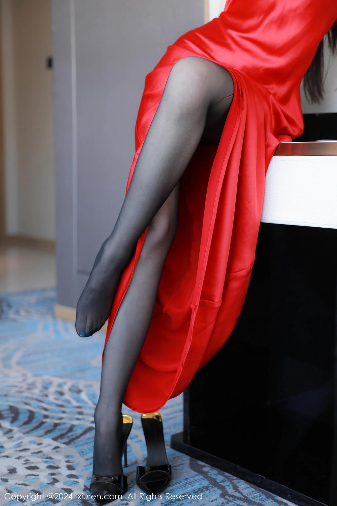 【XiuRen秀人網】20240531Vol8630奶瓶【90P】-[秀人套图]