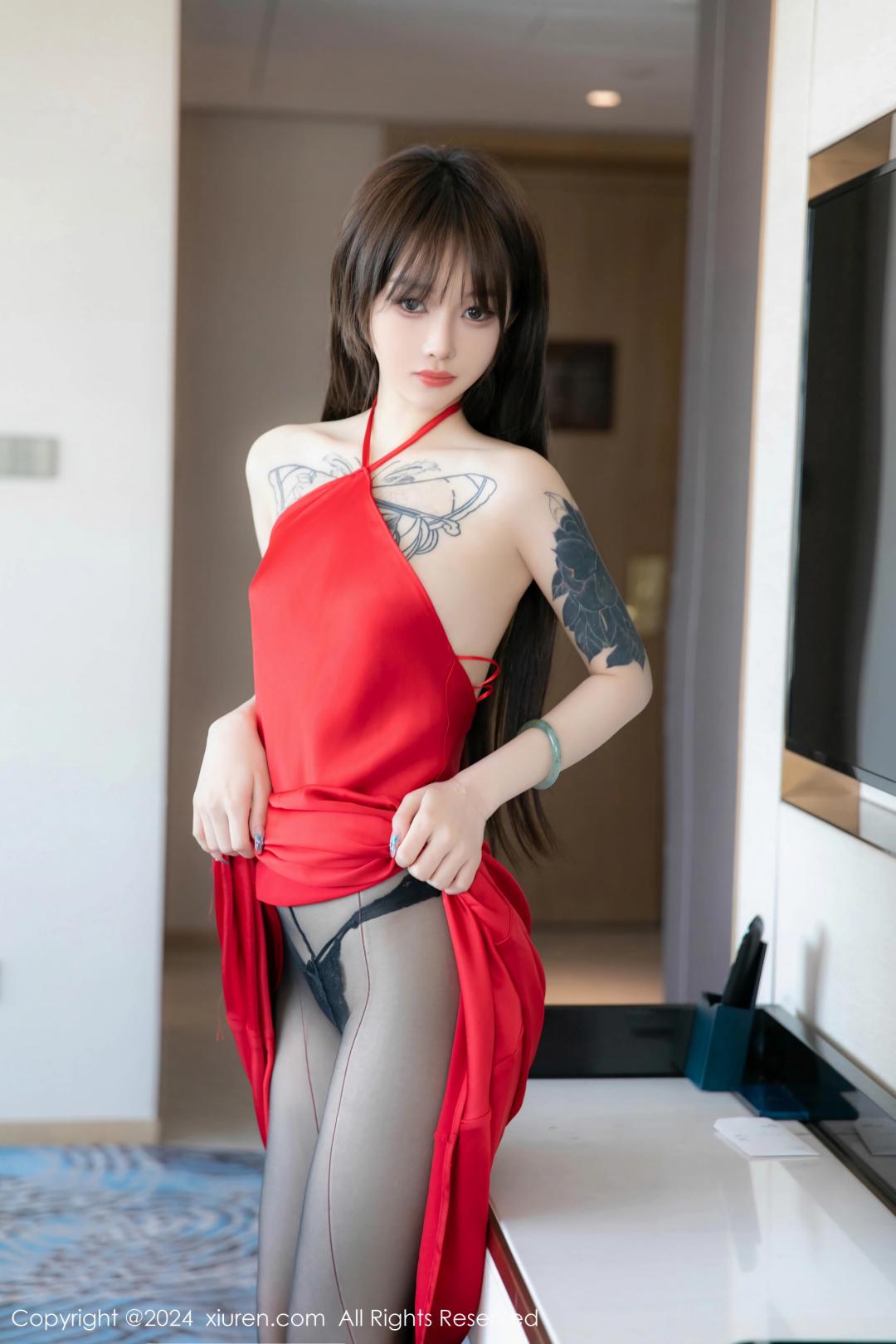 【XiuRen秀人網】20240531Vol8630奶瓶【90P】-[秀人套图]