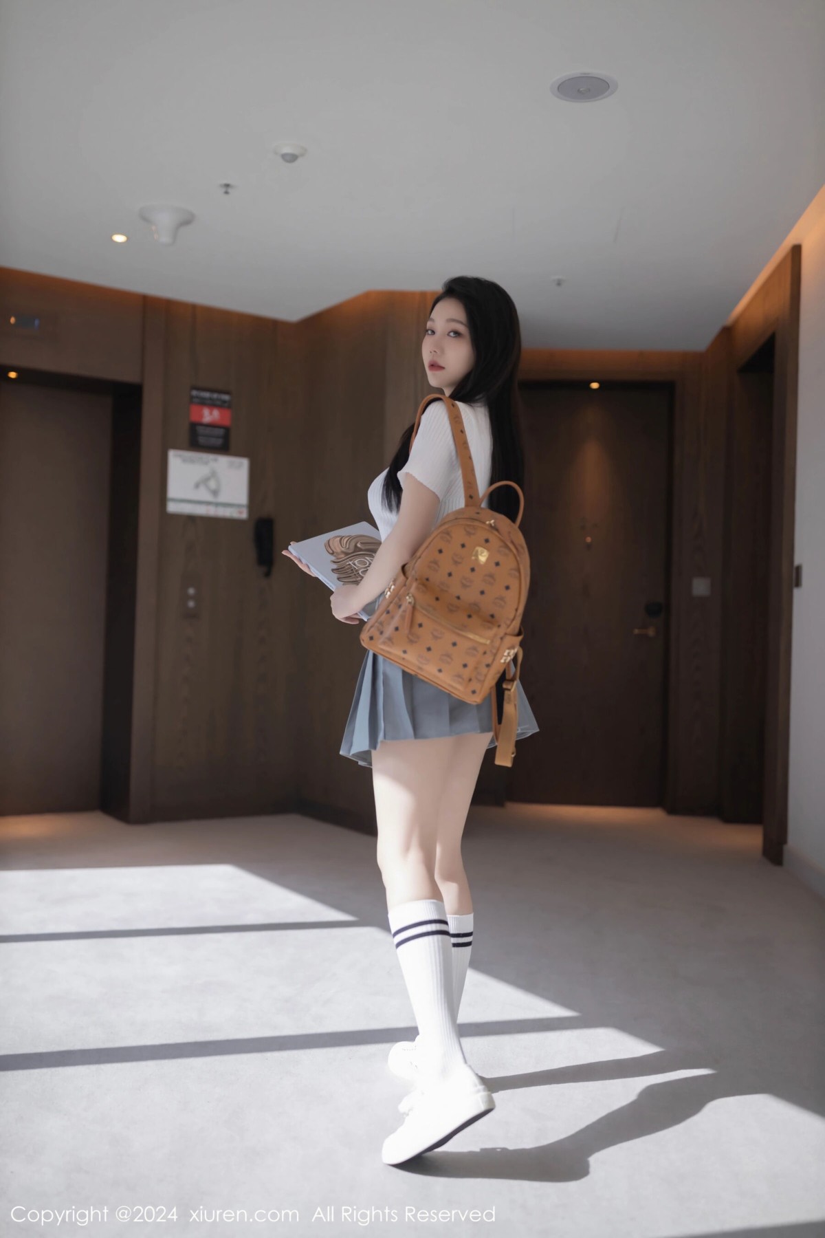 【XiuRen秀人網】20240604Vol8649安然anran【80P】-[秀人套图]