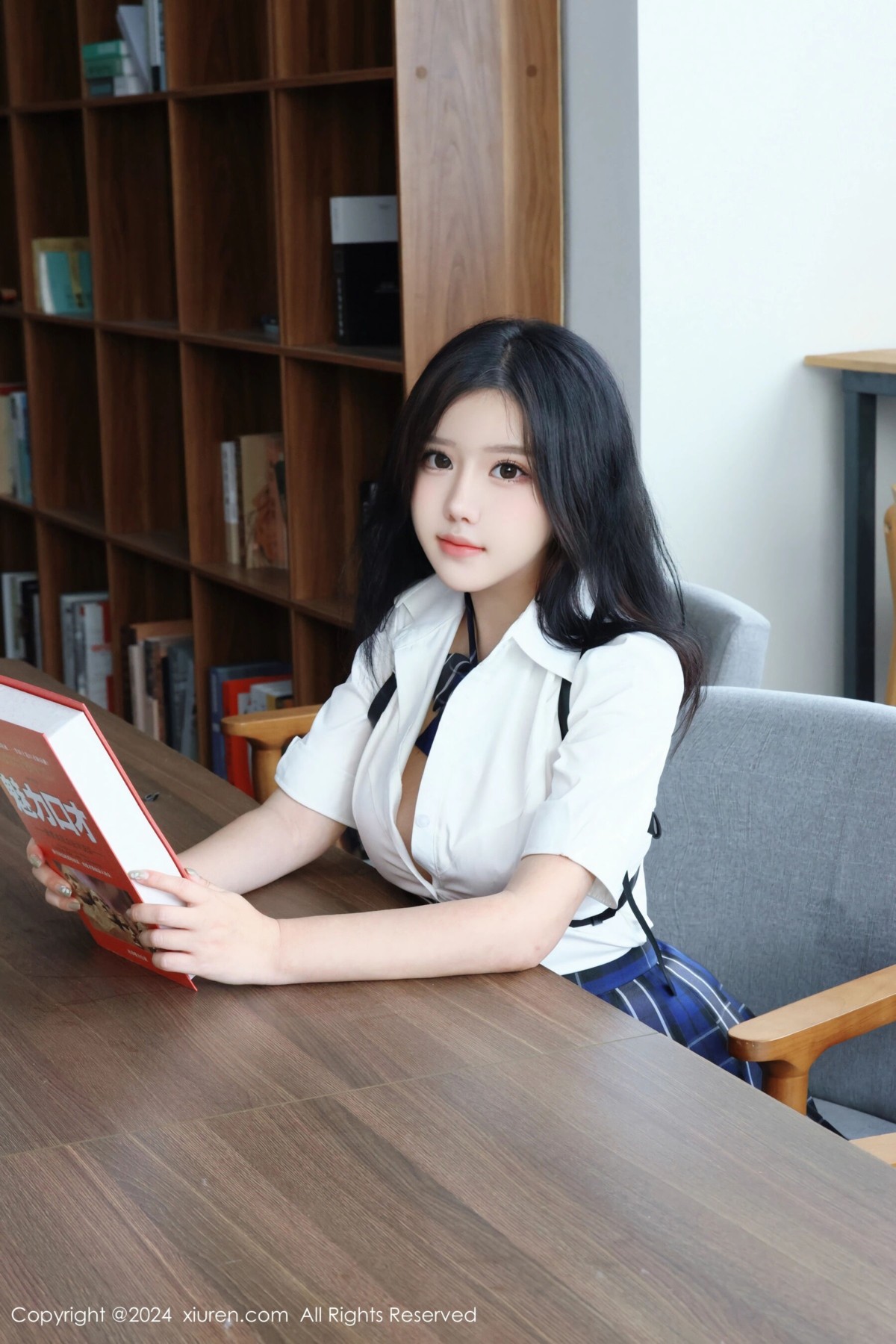 【XiuRen秀人網】20240531Vol8637小薯條nienie【80P】-[秀人套图]