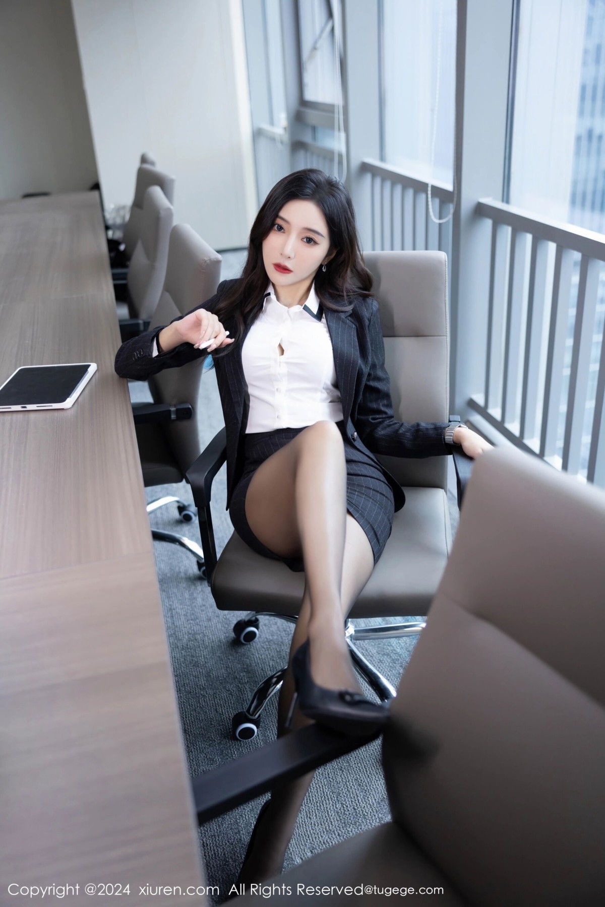 【XiuRen秀人網】20240605Vol8656王馨瑤yanni【85P】-[秀人套图]