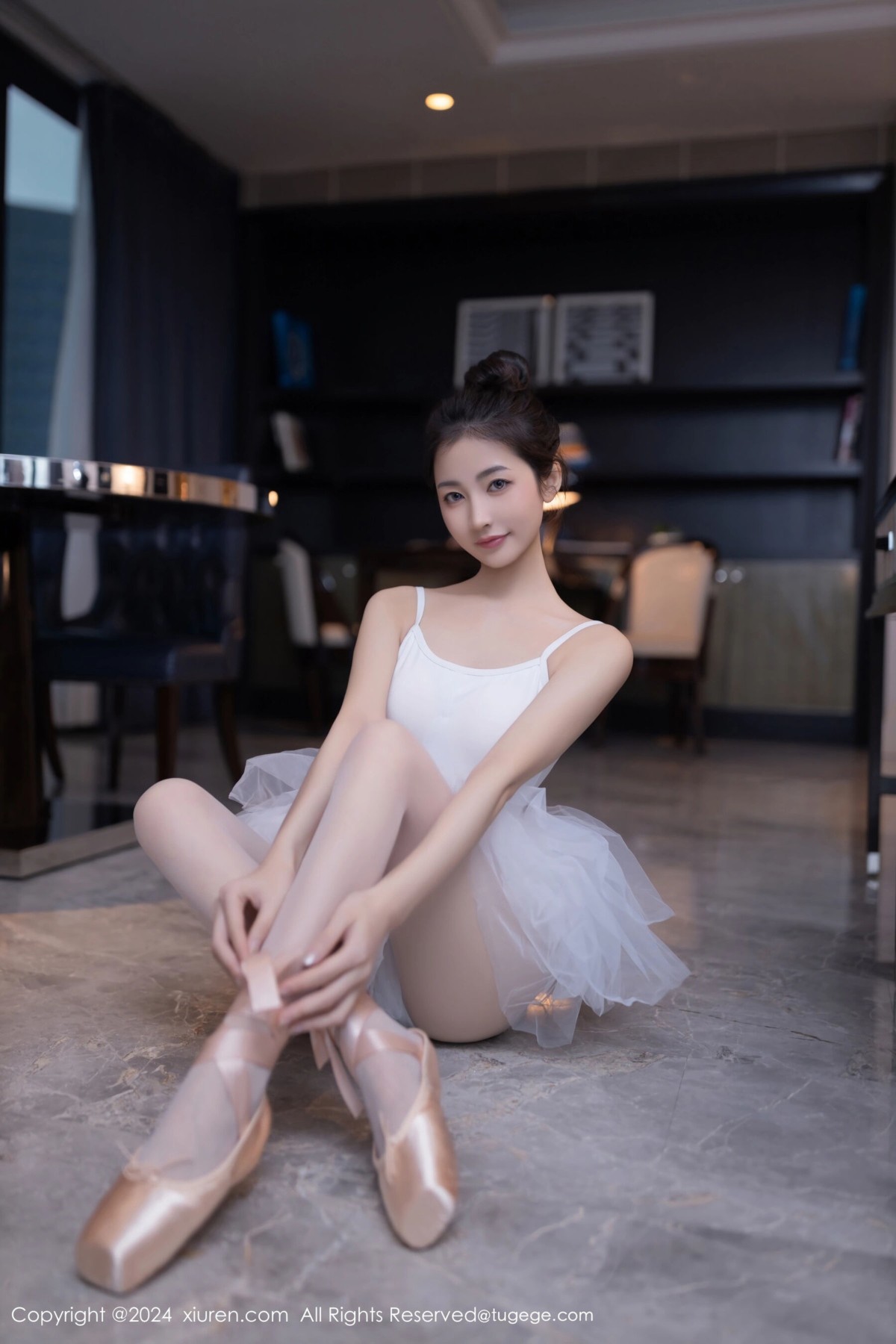 【XiuRen秀人網】20240605Vol8657魚尾fish【80P】-[秀人套图]