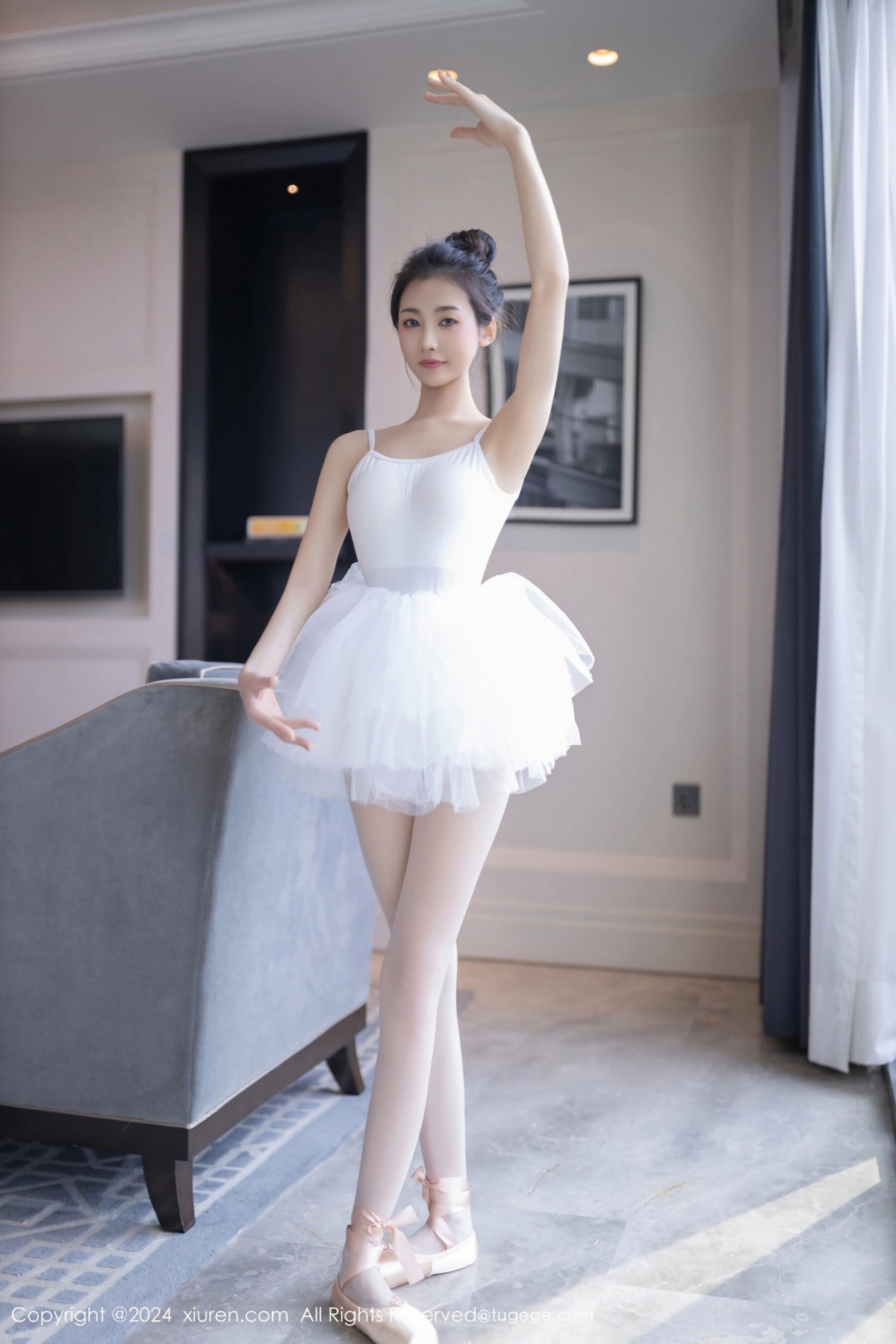 【XiuRen秀人網】20240605Vol8657魚尾fish【80P】-[秀人套图]