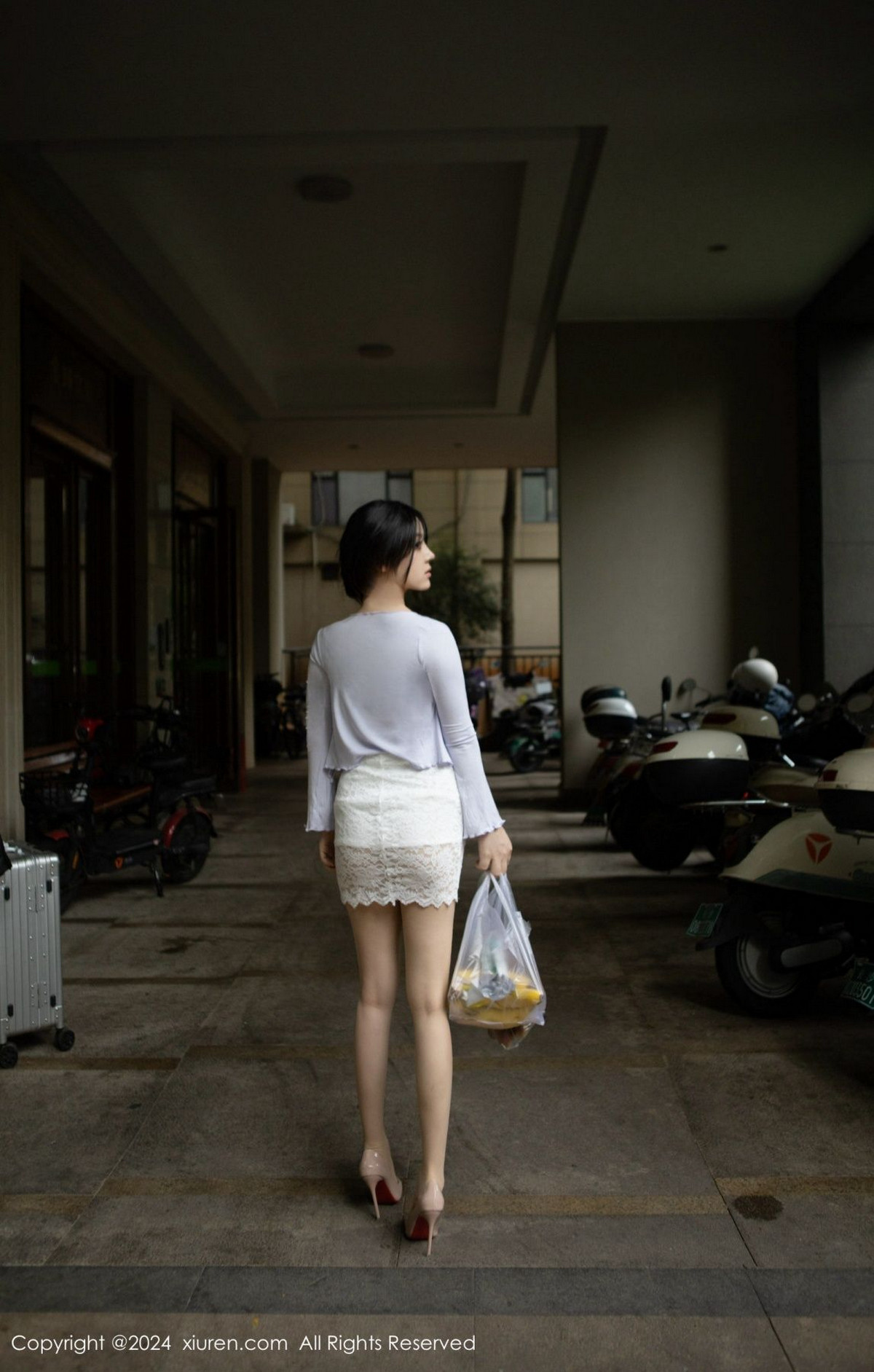 【XiuRen秀人網】20240607Vol8677豆瓣醬【89P】-[秀人套图]