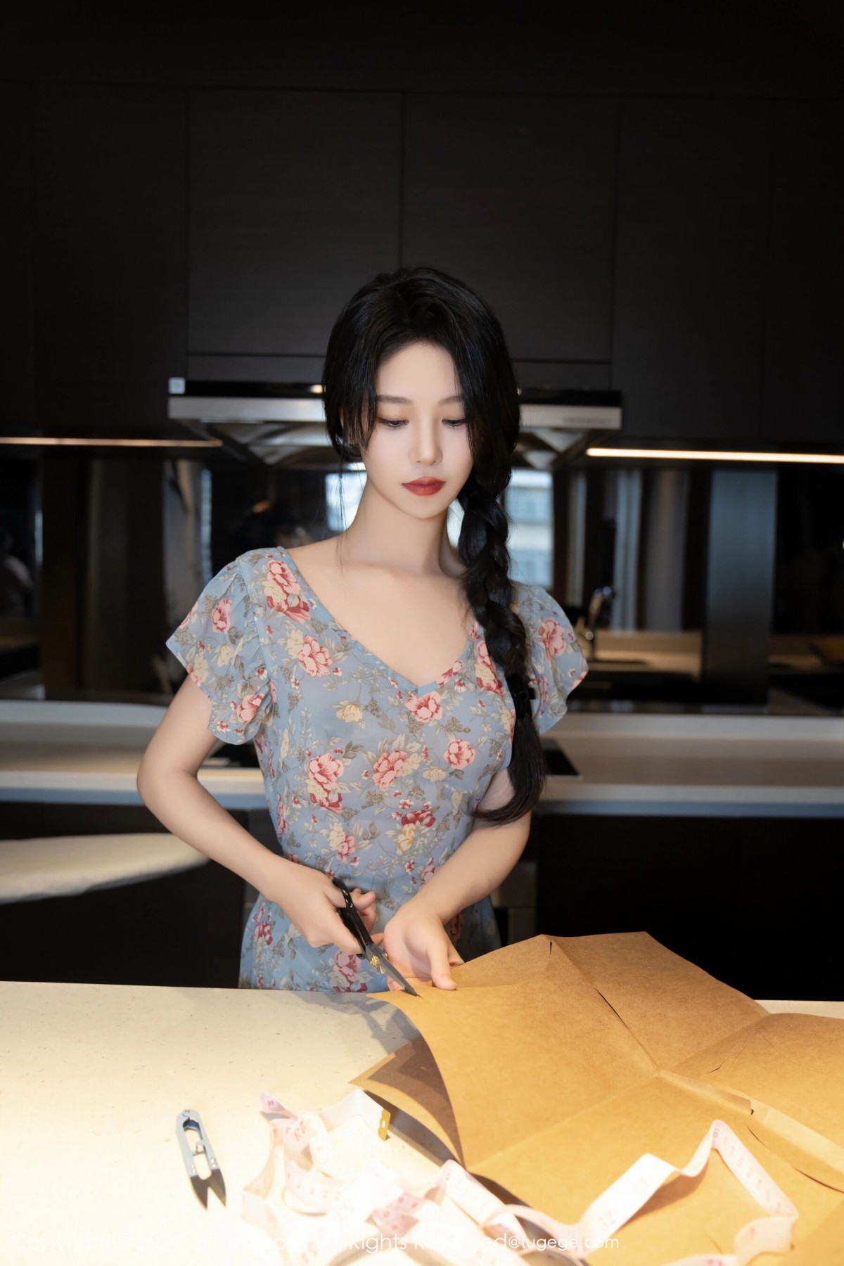 【XiuRen秀人網】20240614Vol8704利世【80P】-[秀人套图]