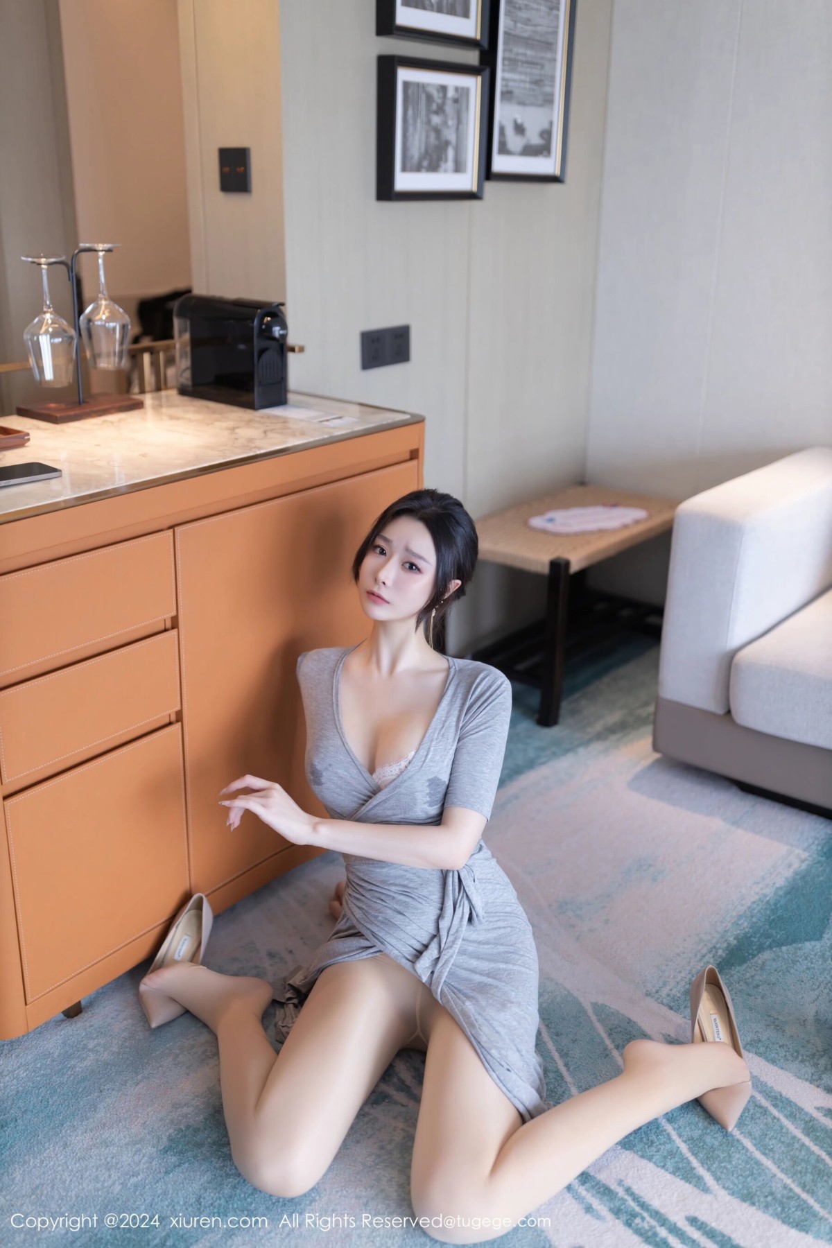 【XiuRen秀人網】20240613Vol8699小逗逗【80P】-[秀人套图]