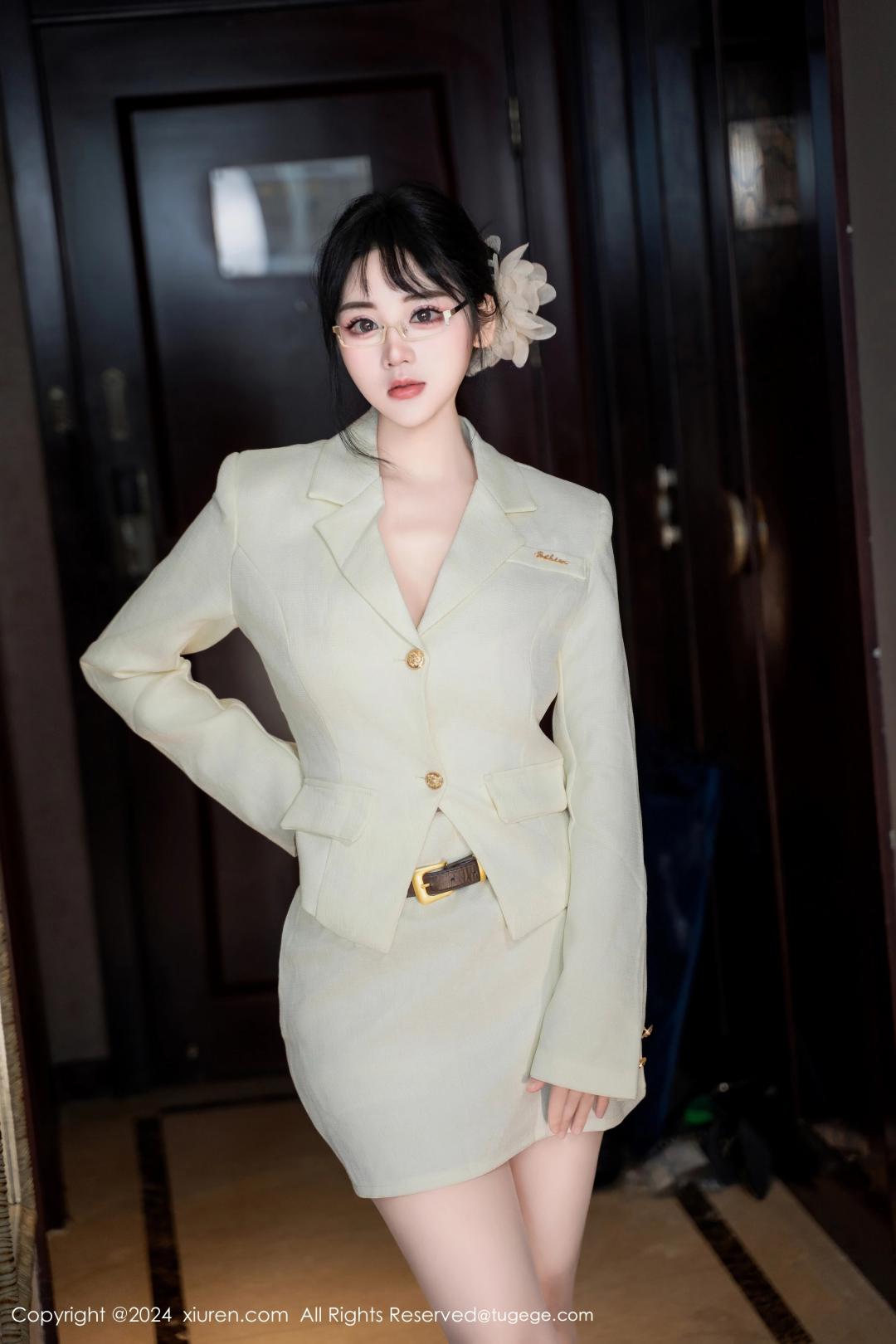 【XiuRen秀人網】20240618Vol8717汐汐愛吃草莓【86P】-[秀人套图]