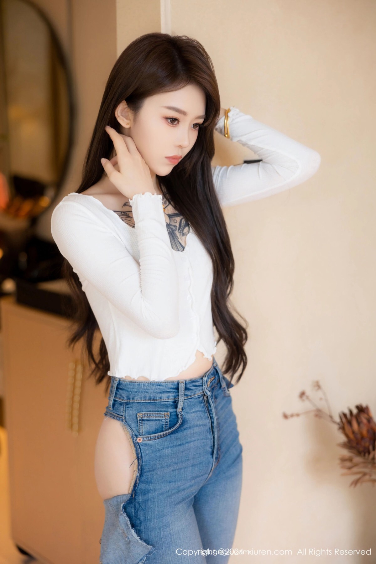 【XiuRen秀人網】20240621Vol8740奶瓶【82P】-[秀人套图]