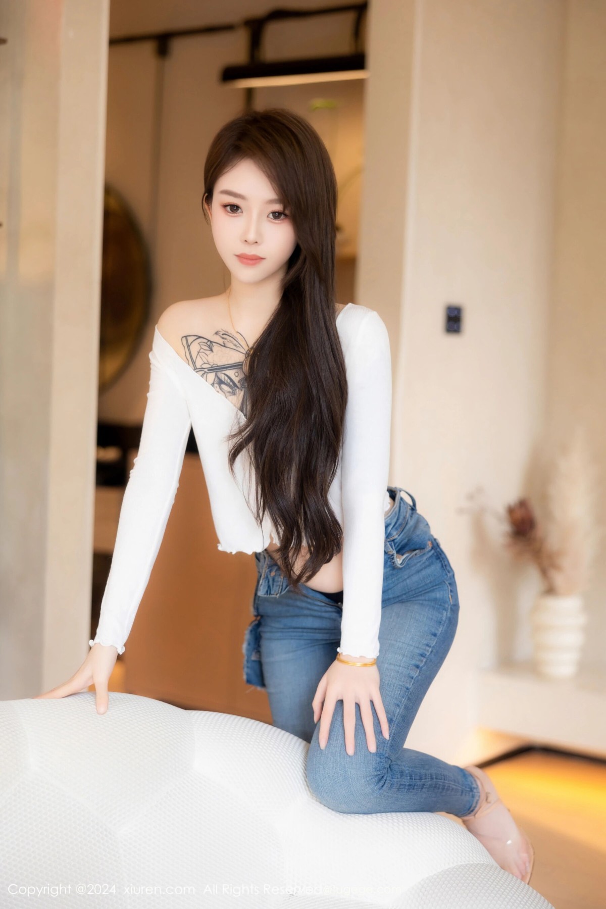 【XiuRen秀人網】20240621Vol8740奶瓶【82P】-[秀人套图]