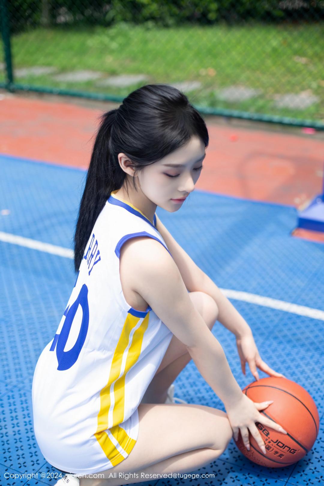 【XiuRen秀人網】20240621Vol8744豆瓣醬【83P】-[秀人套图]