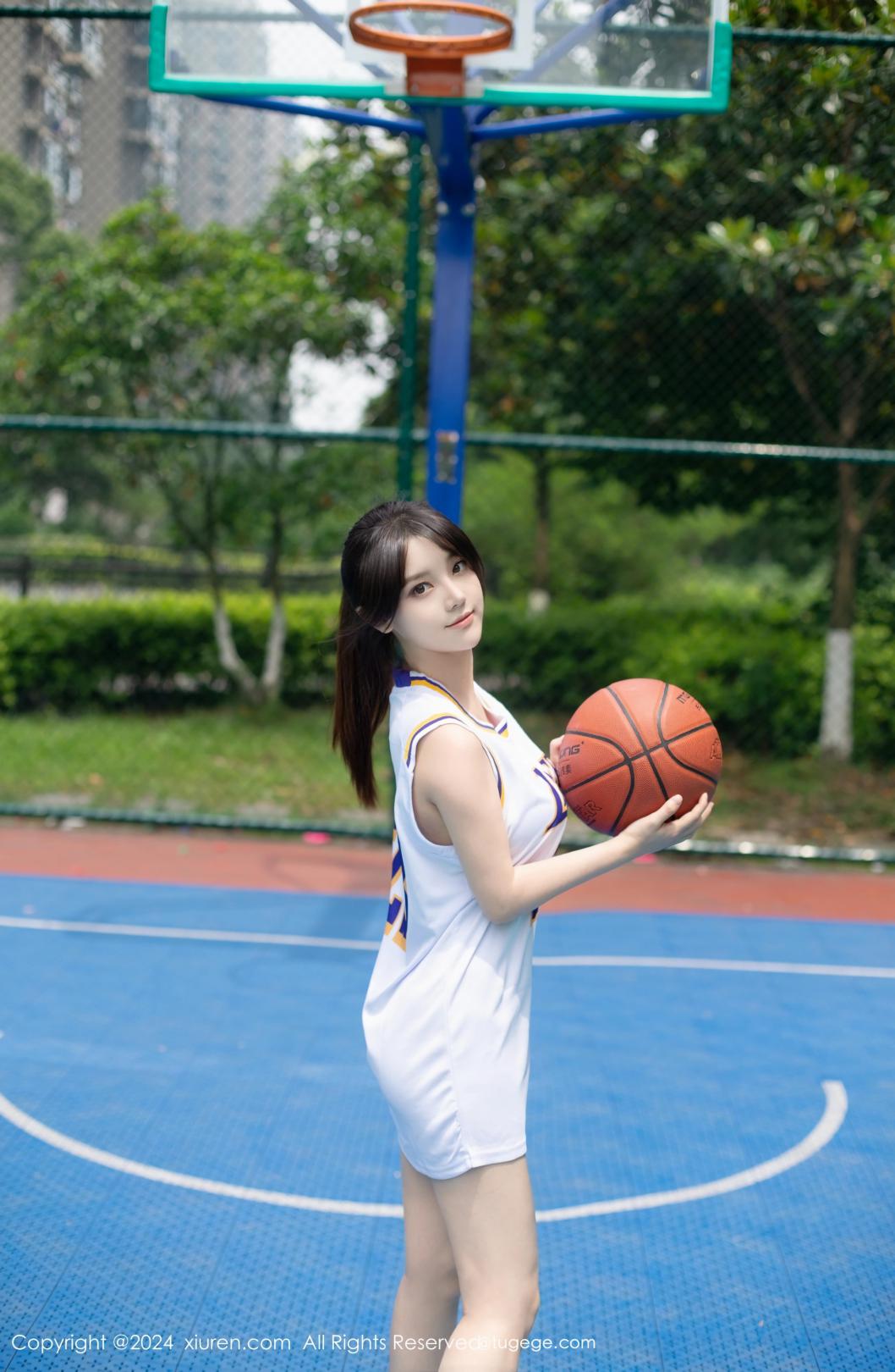 【XiuRen秀人網】20240621Vol8744豆瓣醬【83P】-[秀人套图]