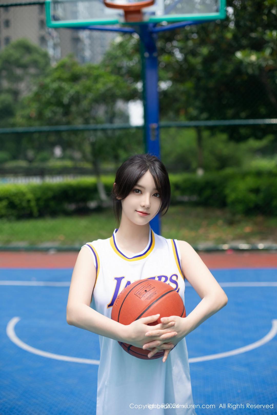 【XiuRen秀人網】20240621Vol8744豆瓣醬【83P】-[秀人套图]