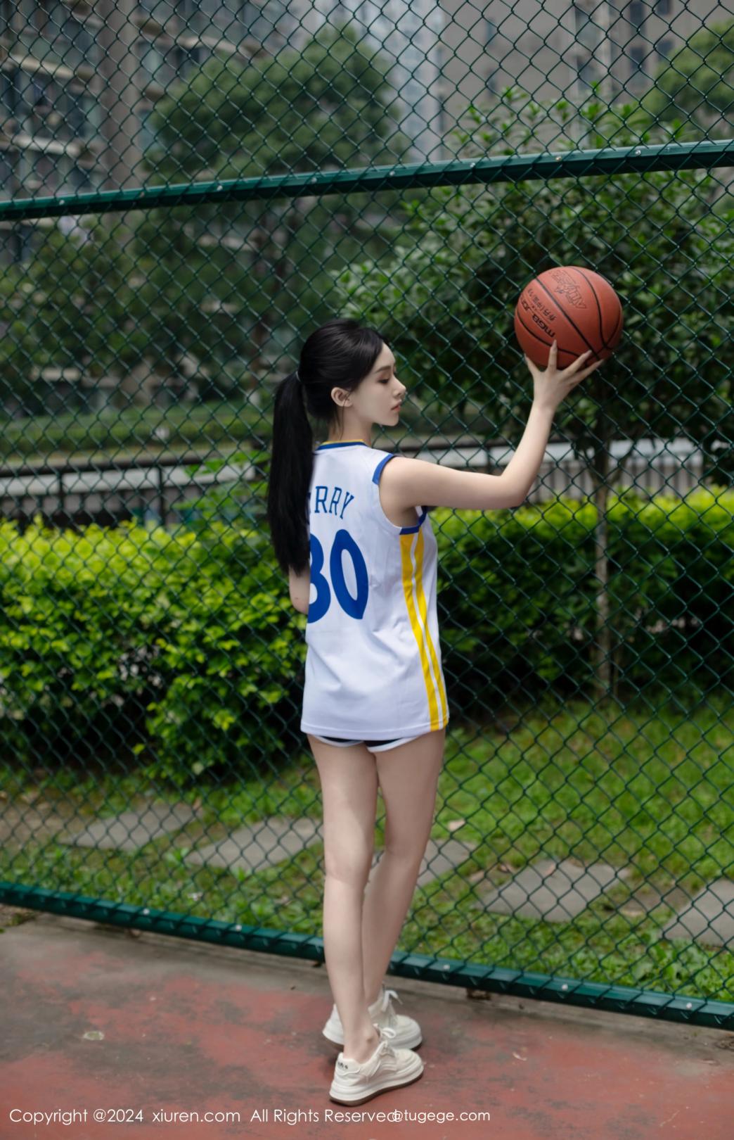 【XiuRen秀人網】20240621Vol8744豆瓣醬【83P】-[秀人套图]