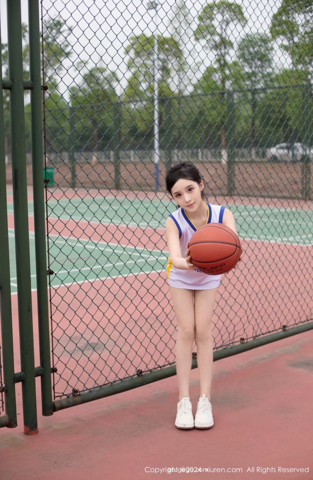 【XiuRen秀人網】20240621Vol8744豆瓣醬【83P】-[秀人套图]