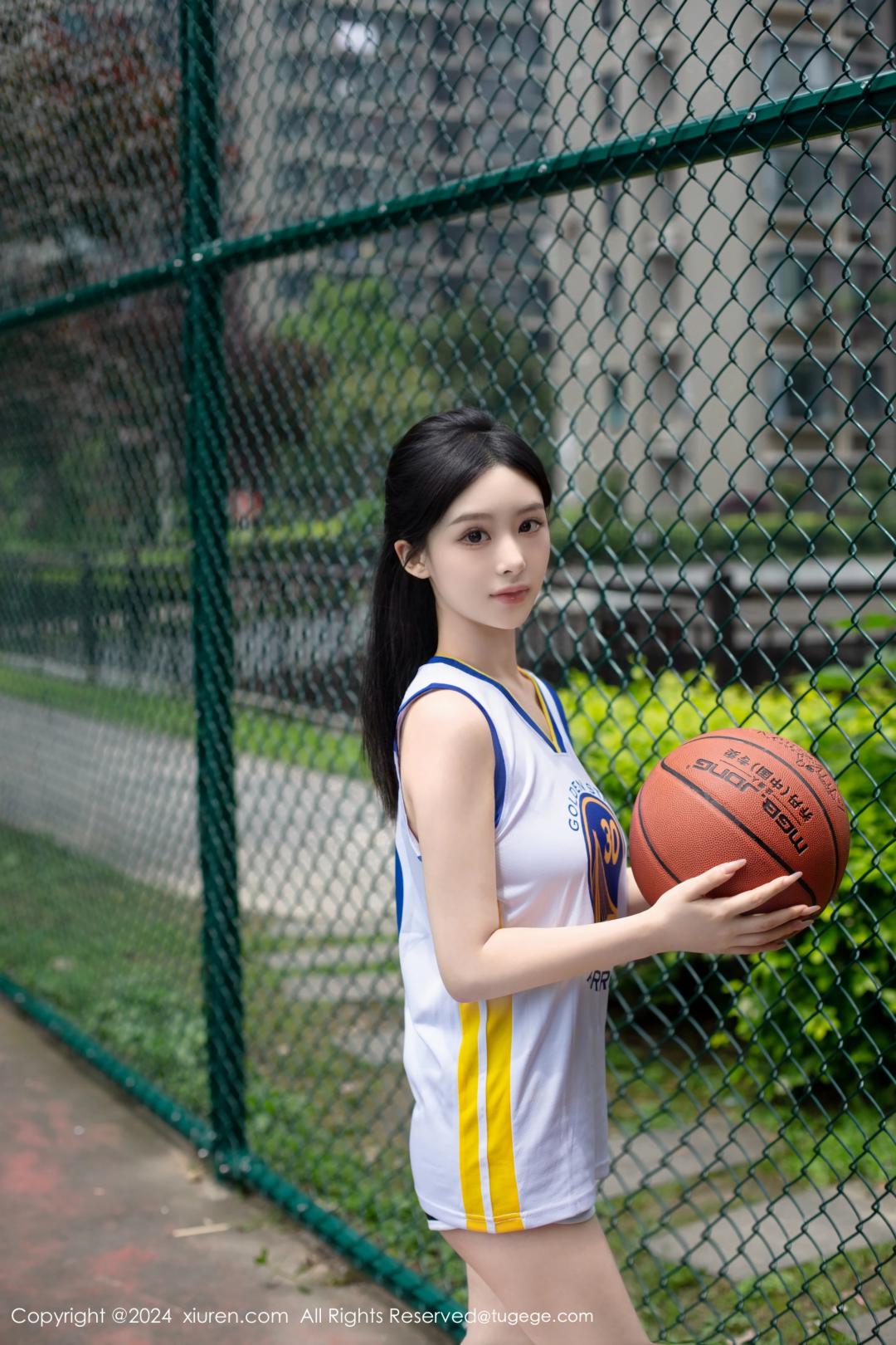 【XiuRen秀人網】20240621Vol8744豆瓣醬【83P】-[秀人套图]