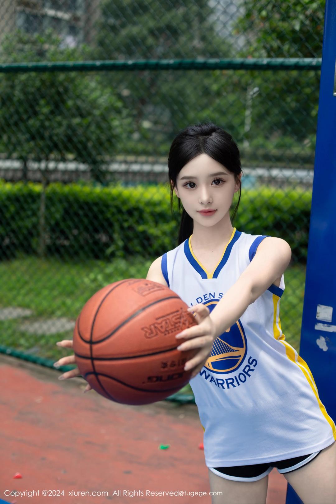 【XiuRen秀人網】20240621Vol8744豆瓣醬【83P】-[秀人套图]