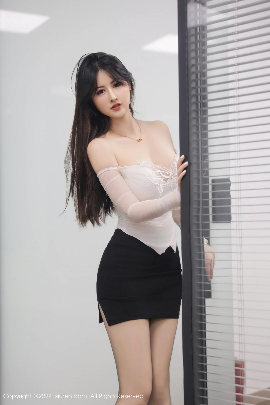 【XiuRen秀人網】20240627Vol8766詩詩kiki【81P】-[秀人套图]