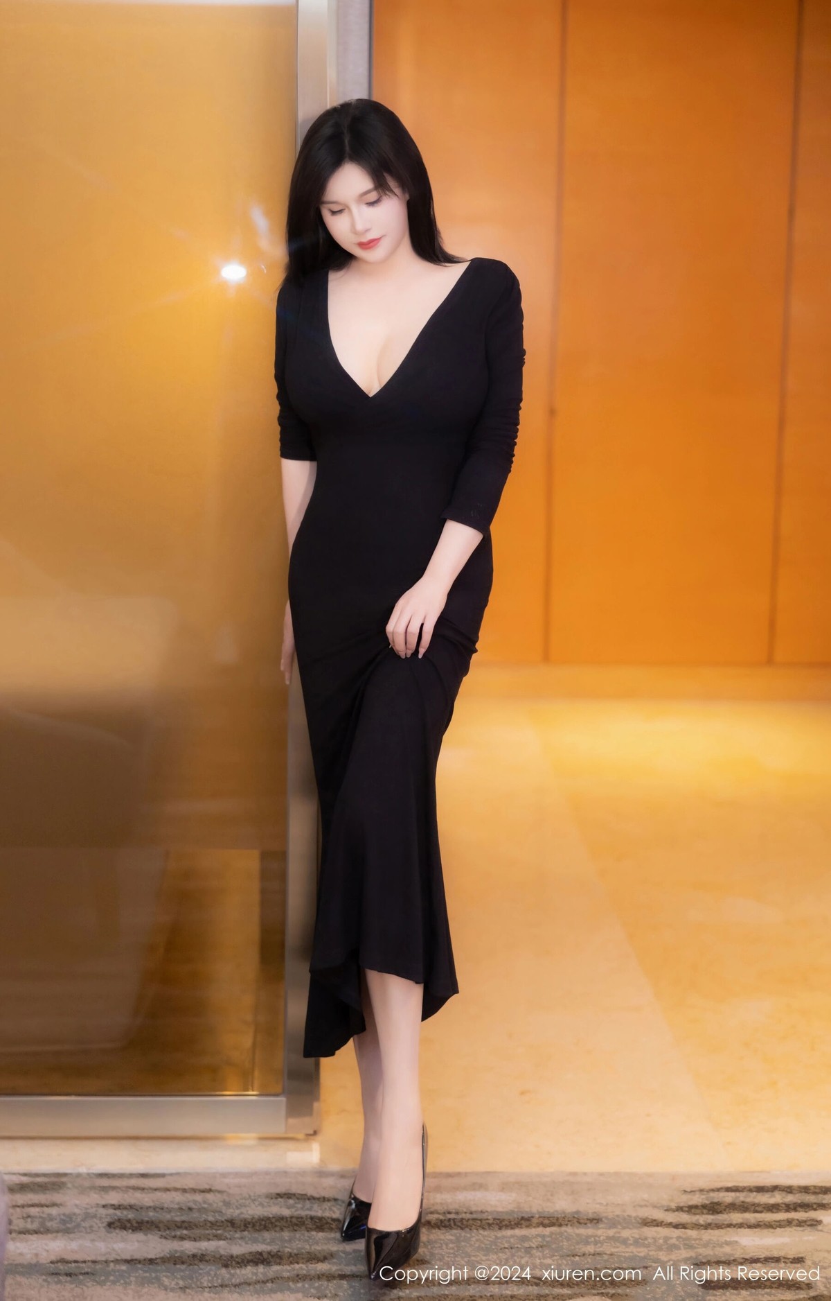 【XiuRen秀人網】20240702Vol8787水水姐【78P】-[秀人套图]