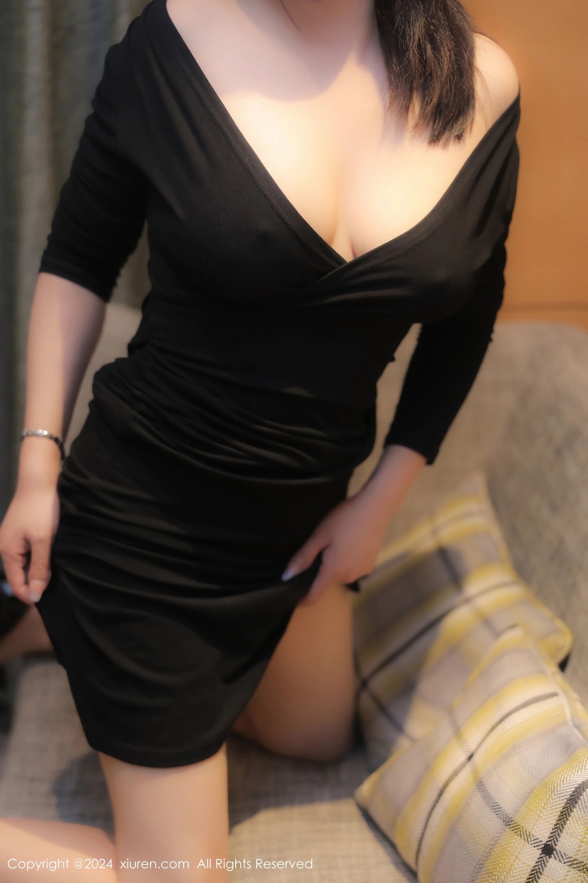 【XiuRen秀人網】20240702Vol8787水水姐【78P】-[秀人套图]