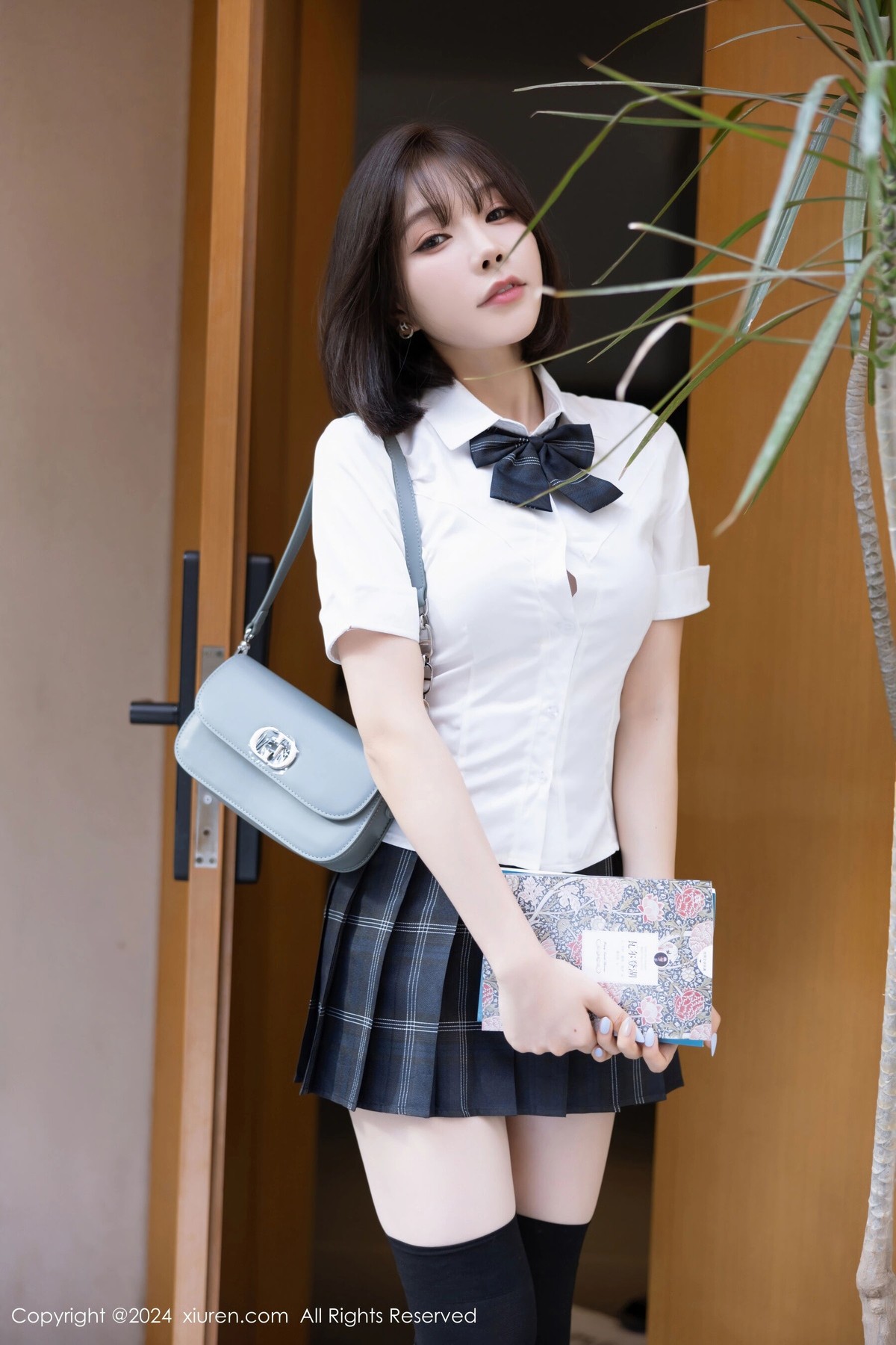 【XiuRen秀人網】20240701Vol8785徐莉芝Booty【100P】-[秀人套图]