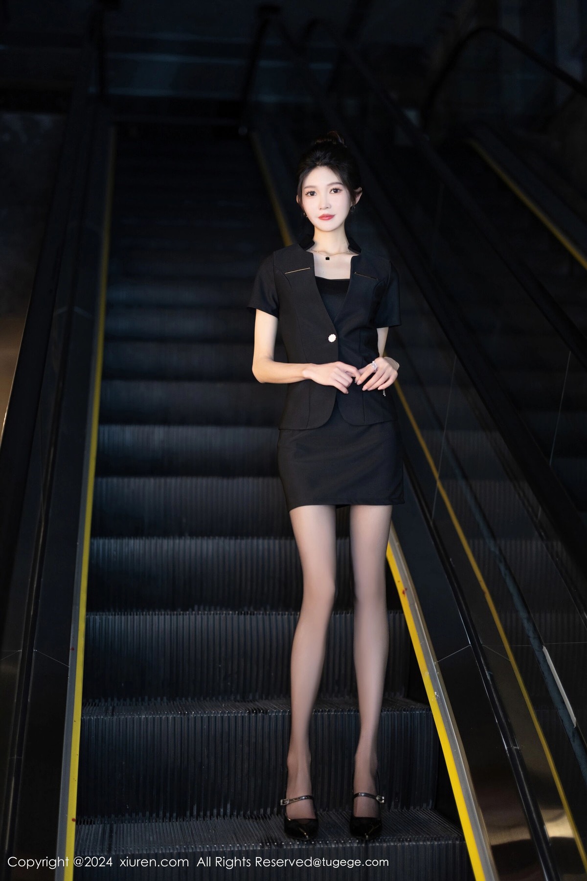 【XiuRen秀人網】20240702Vol8791程程程-【101P】-[秀人套图]