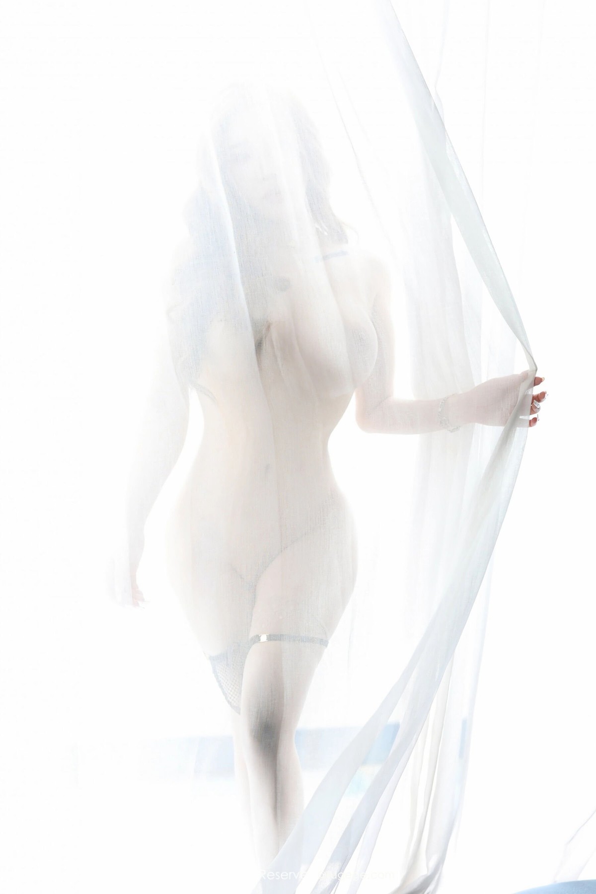 【XiuRen秀人網】20240705Vol8813小海臀Rena【71P】-[秀人套图]