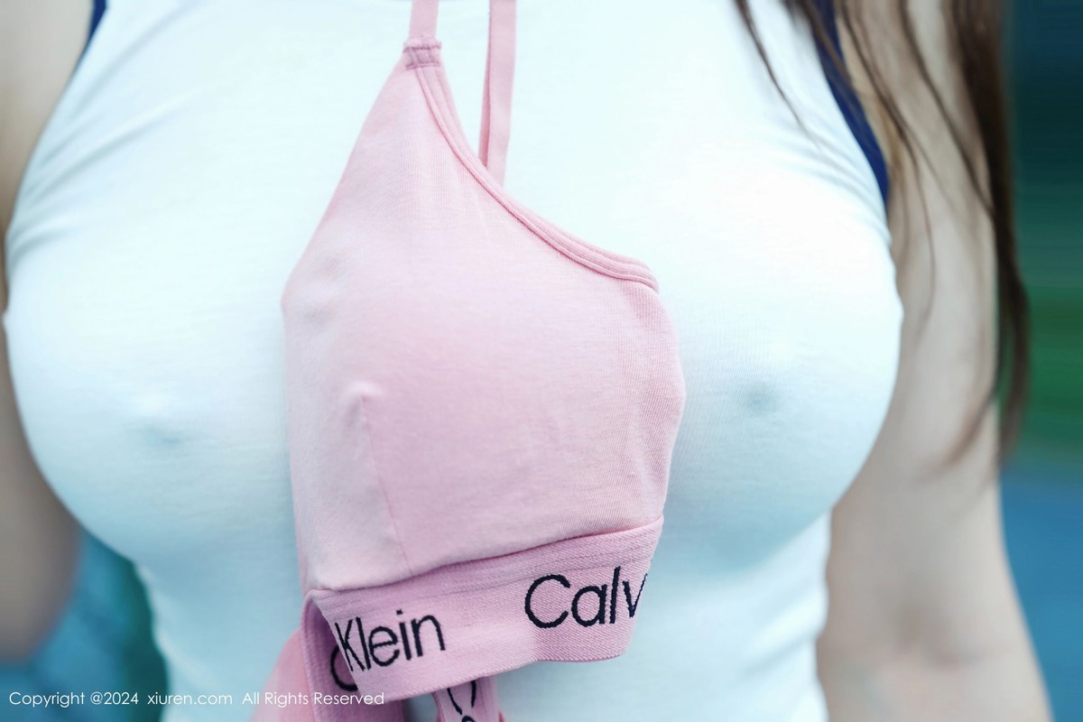 【XiuRen秀人網】20240708Vol8821詩詩kiki【74P】-[秀人套图]