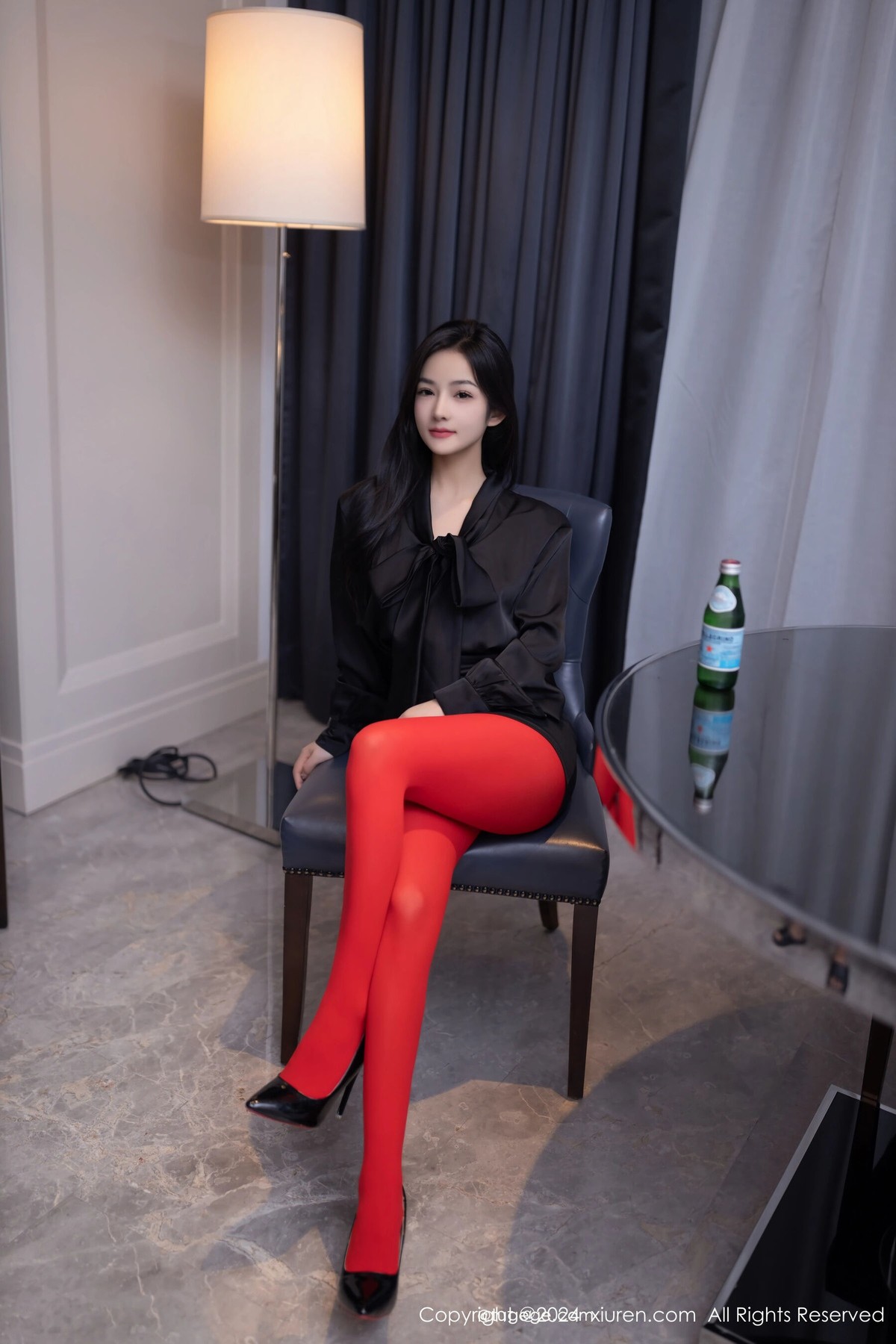 【XiuRen秀人網】20240703Vol8801譚小靈【80P】-[秀人套图]