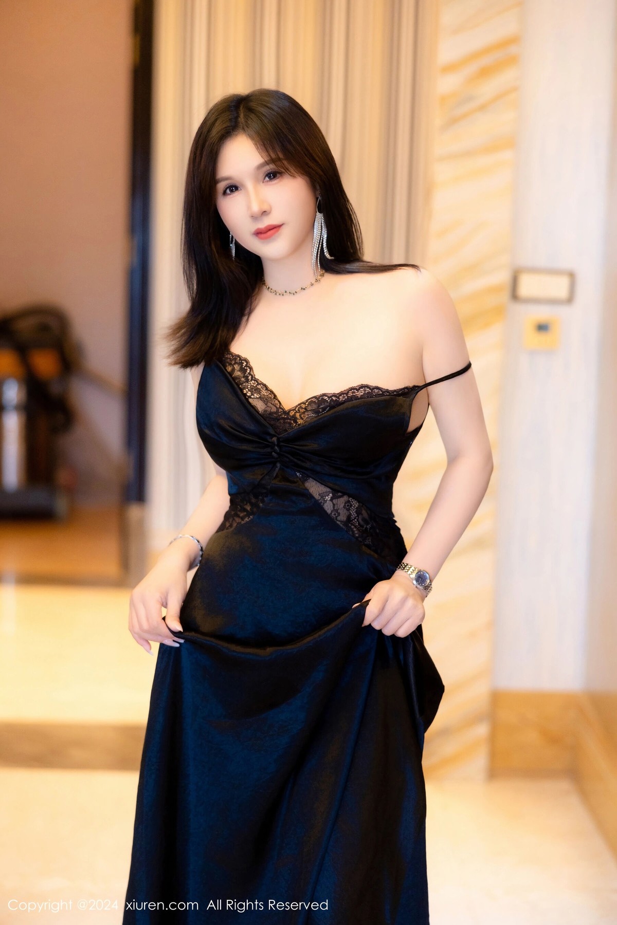 【XiuRen秀人網】20240709Vol8825水水姐【73P】-[秀人套图]