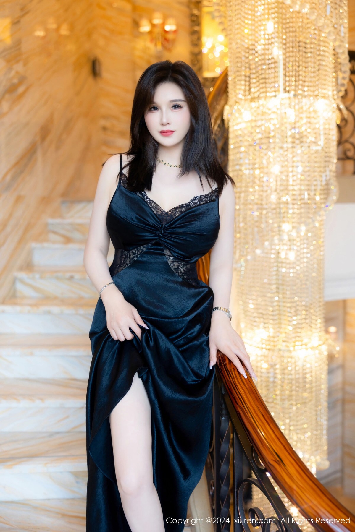 【XiuRen秀人網】20240709Vol8825水水姐【73P】-[秀人套图]