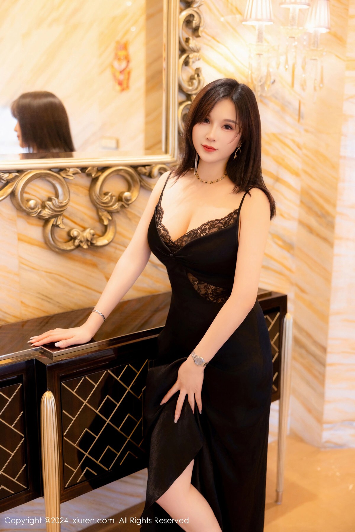 【XiuRen秀人網】20240709Vol8825水水姐【73P】-[秀人套图]