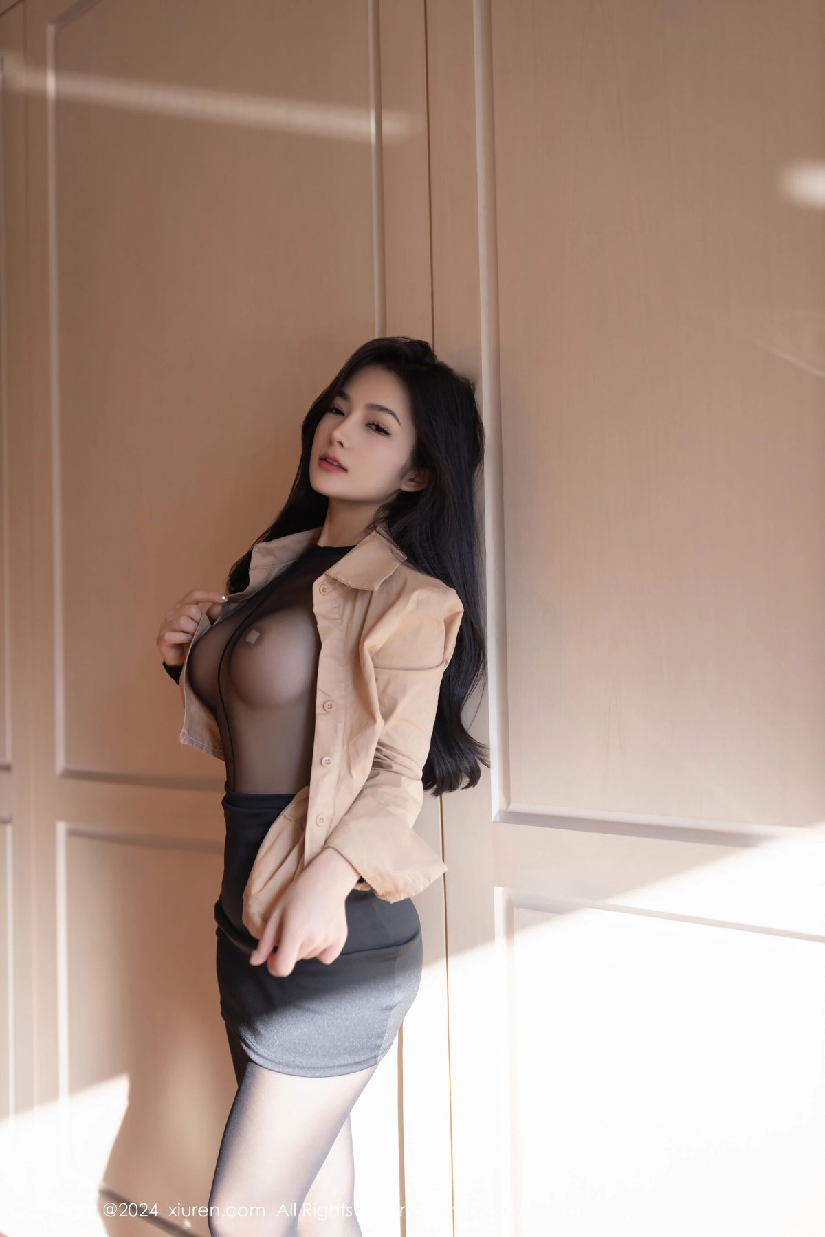 【XiuRen秀人網】20240710Vol8835譚小靈【80P】-[秀人套图]