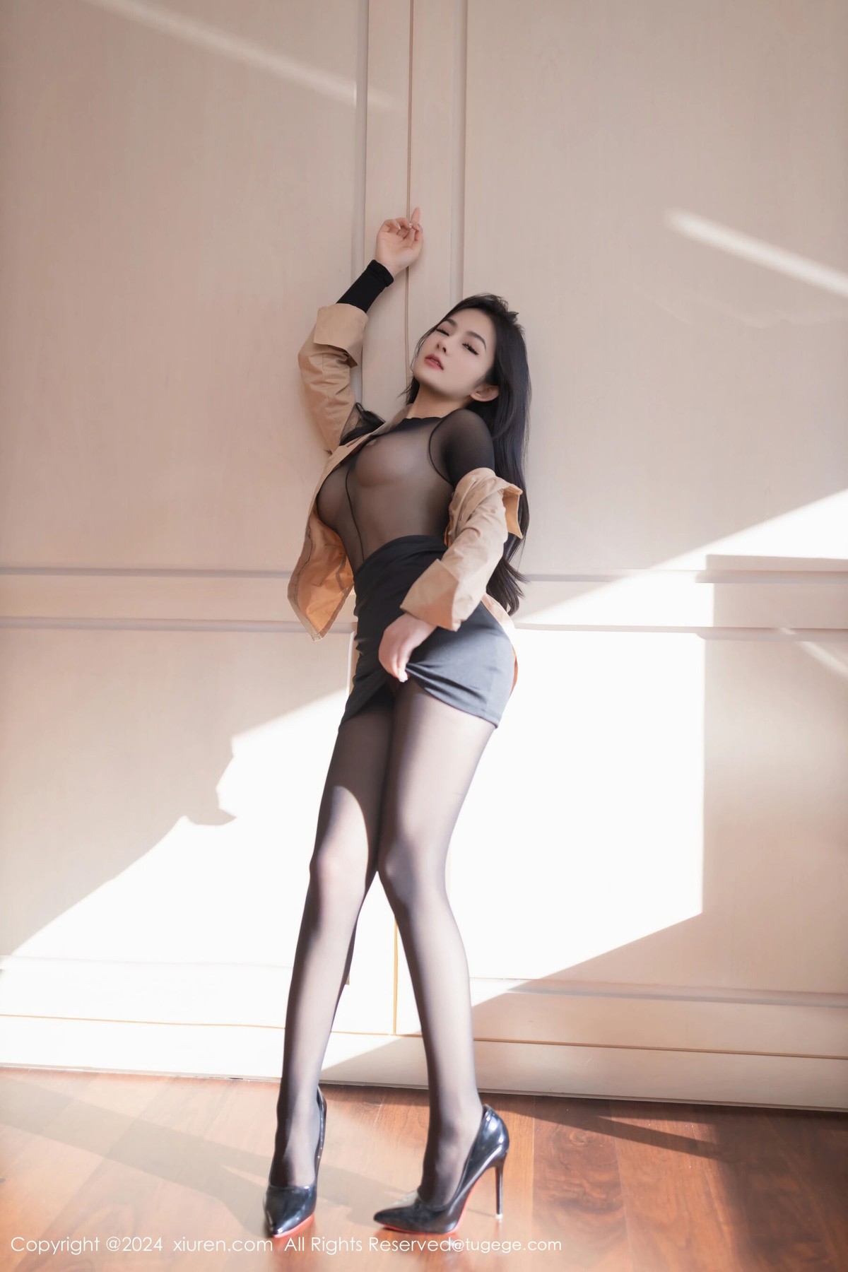 【XiuRen秀人網】20240710Vol8835譚小靈【80P】-[秀人套图]