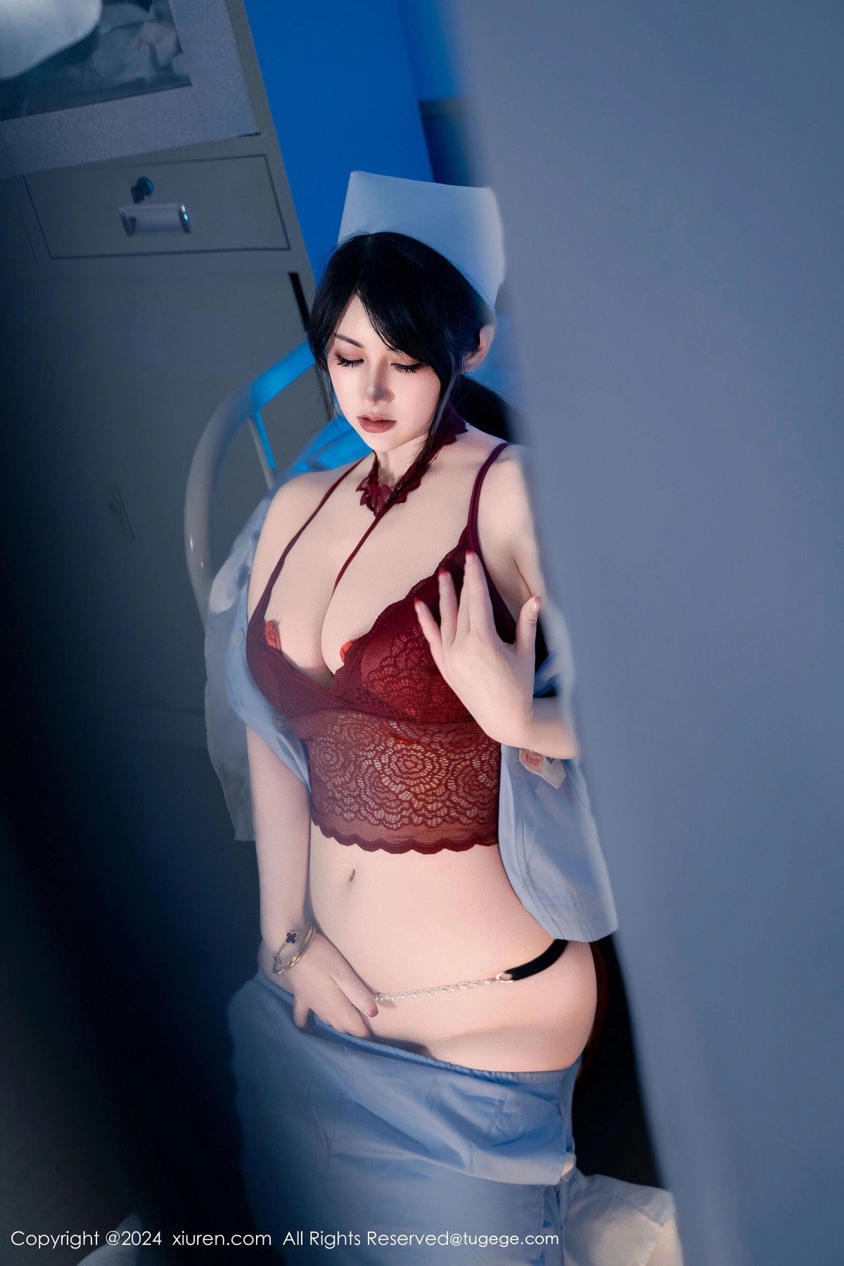 【XiuRen秀人網】20240715Vol8859詩詩kiki【114P】-[秀人套图]