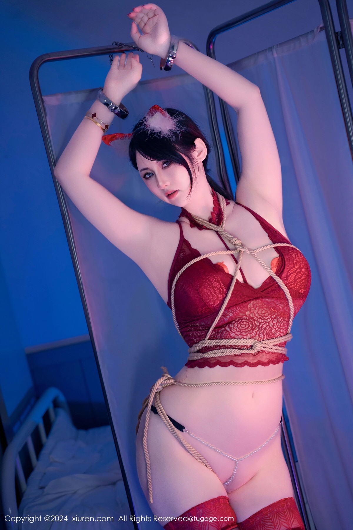 【XiuRen秀人網】20240715Vol8859詩詩kiki【114P】-[秀人套图]