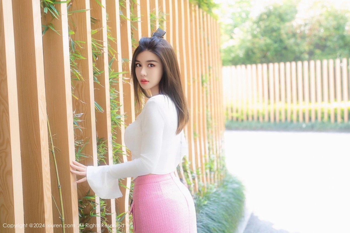 【XiuRen秀人網】20240717Vol8872周jojobaby【70P】-[秀人套图]