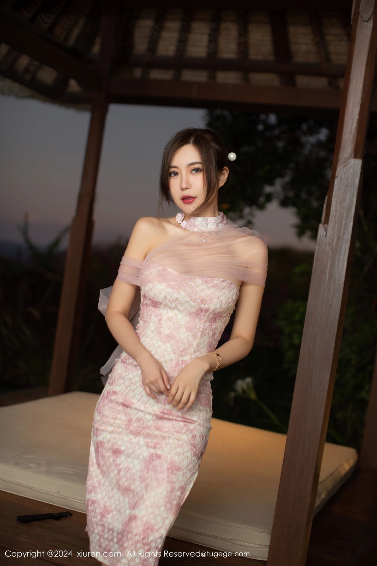 【XiuRen秀人網】20240716Vol8868綺裏嘉ula【67P】-[秀人套图]