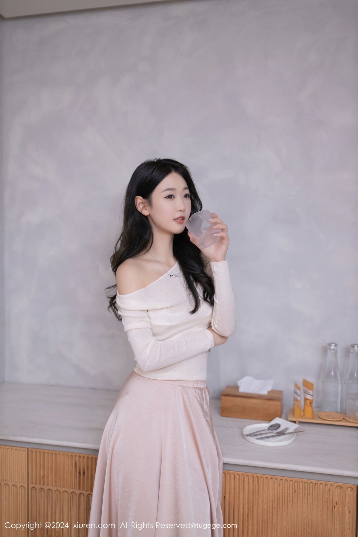 【XiuRen秀人網】20240715Vol8862唐安琪【80P】-[秀人套图]