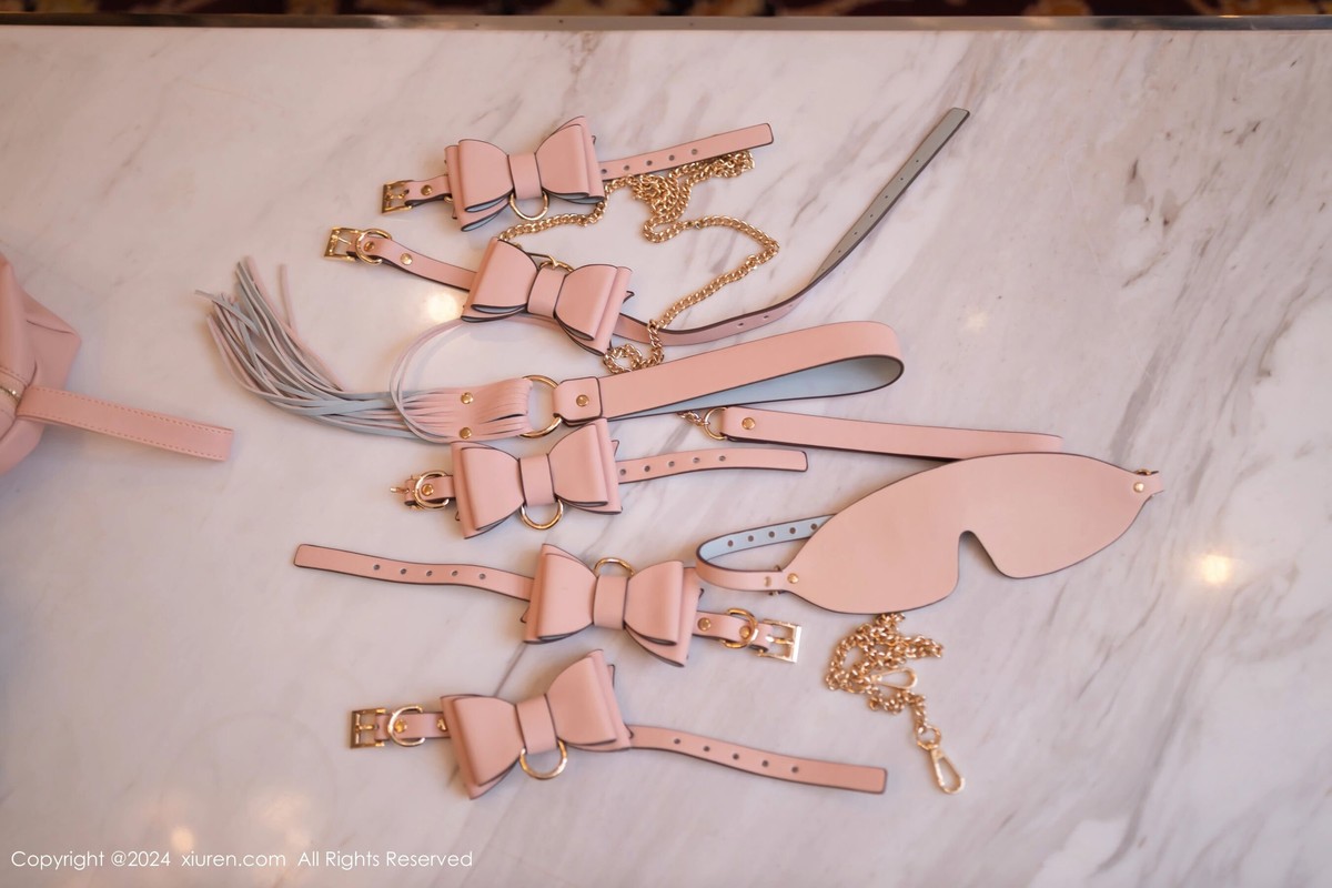 【XiuRen秀人網】20240724Vol8910譚小靈【80P】-[秀人套图]