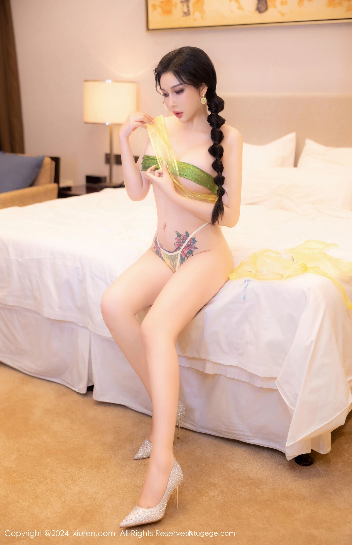 【XiuRen秀人網】20240725Vol8913田冰冰【55P】-[秀人套图]