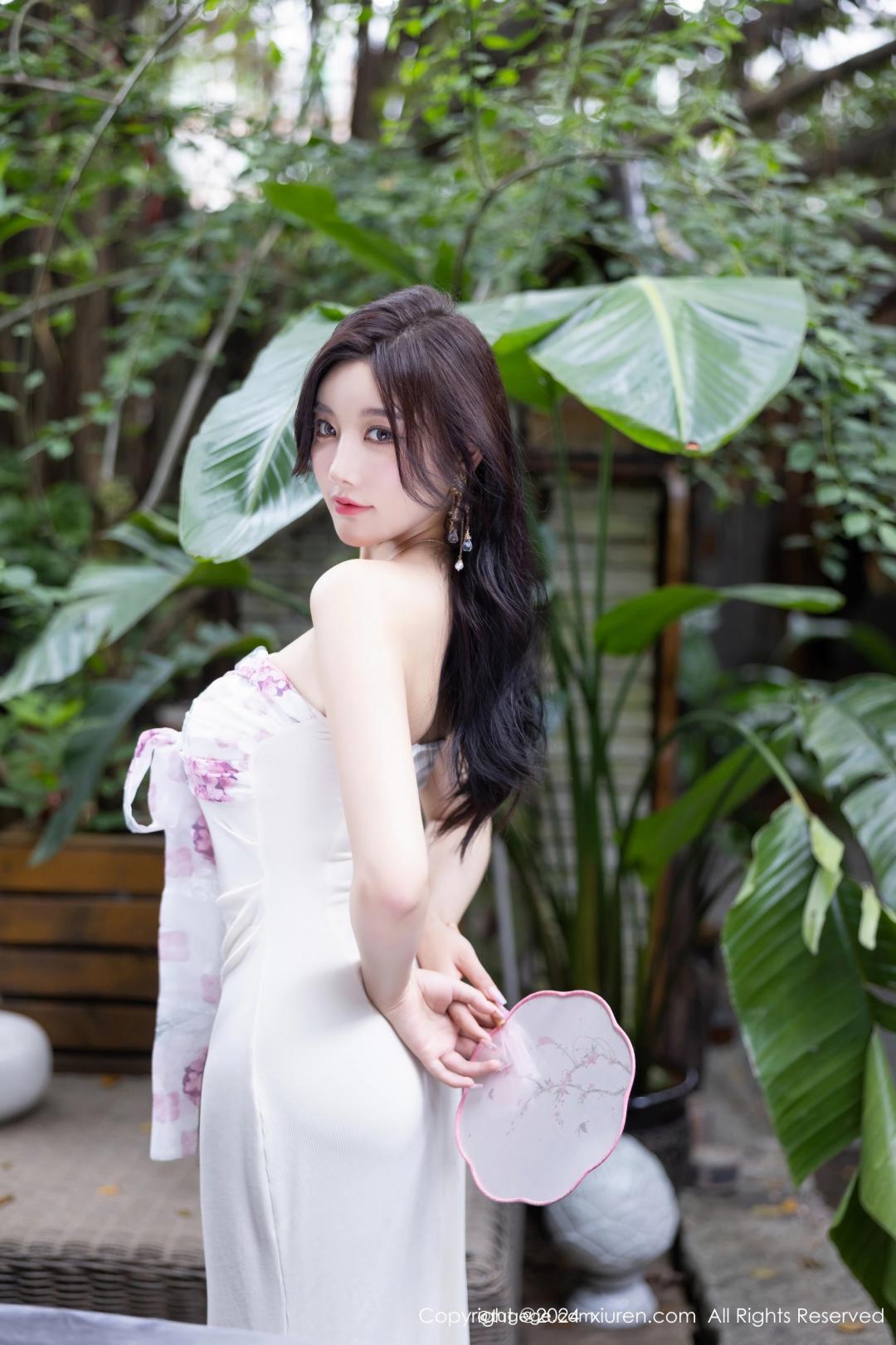 【XiuRen秀人網】20240726Vol8926楊晨晨Yome【80P】-[秀人套图]