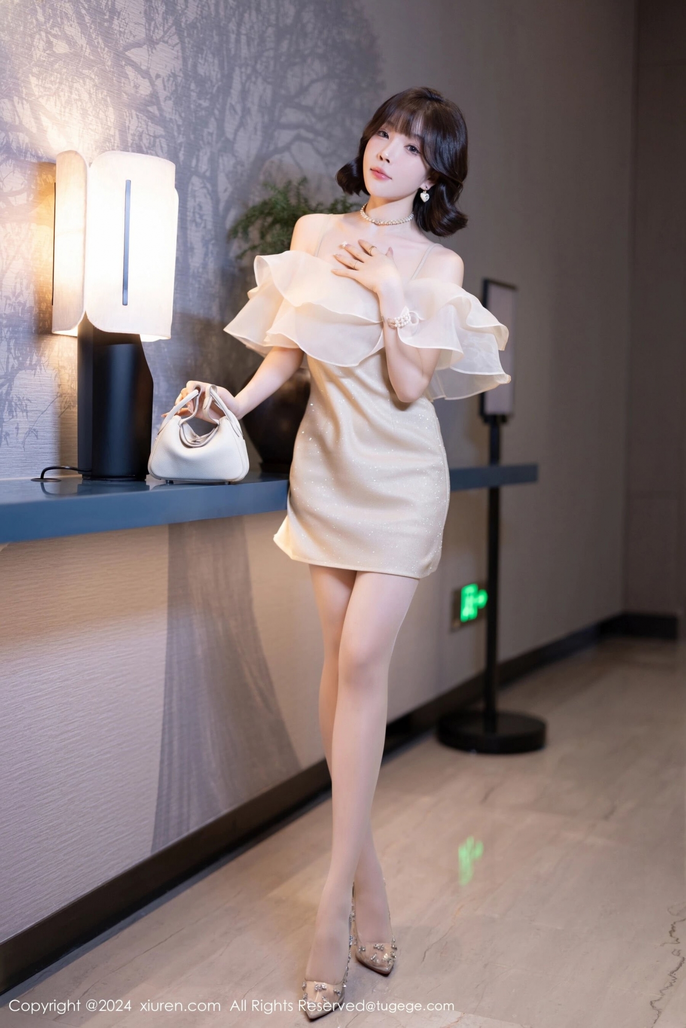 【XiuRen秀人網】20240725Vol8917徐莉芝Booty【90P】-[秀人套图]