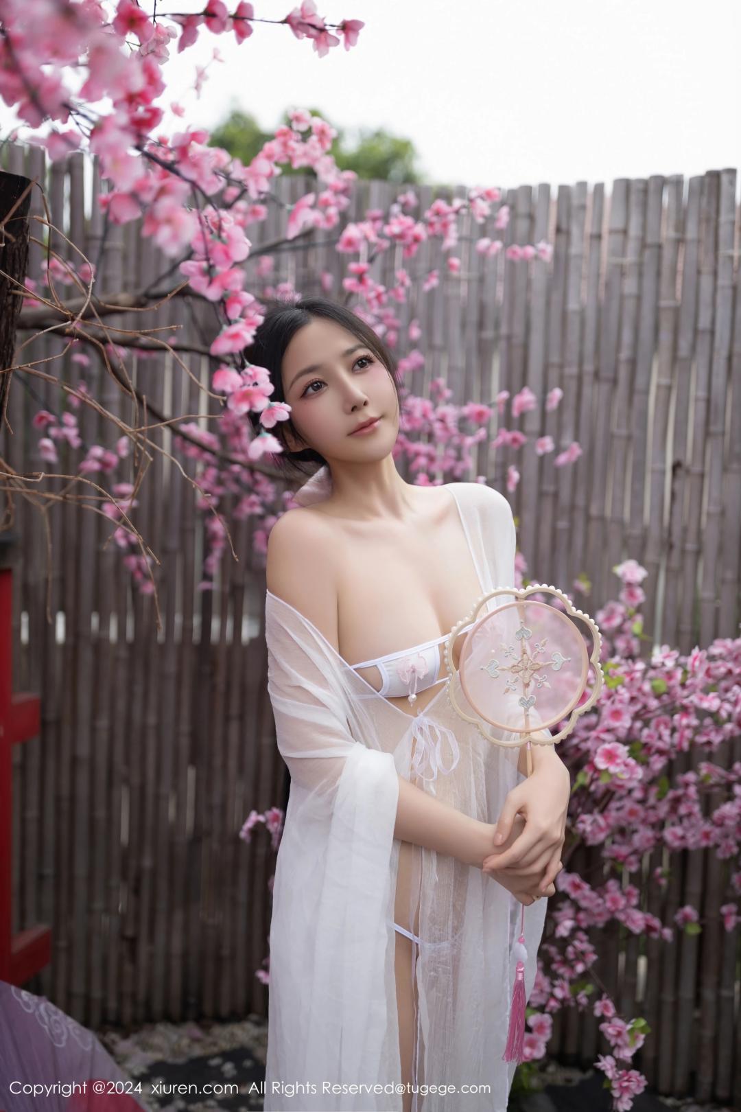 【XiuRen秀人網】20240726Vol8927魚子醬Fish【80P】-[秀人套图]