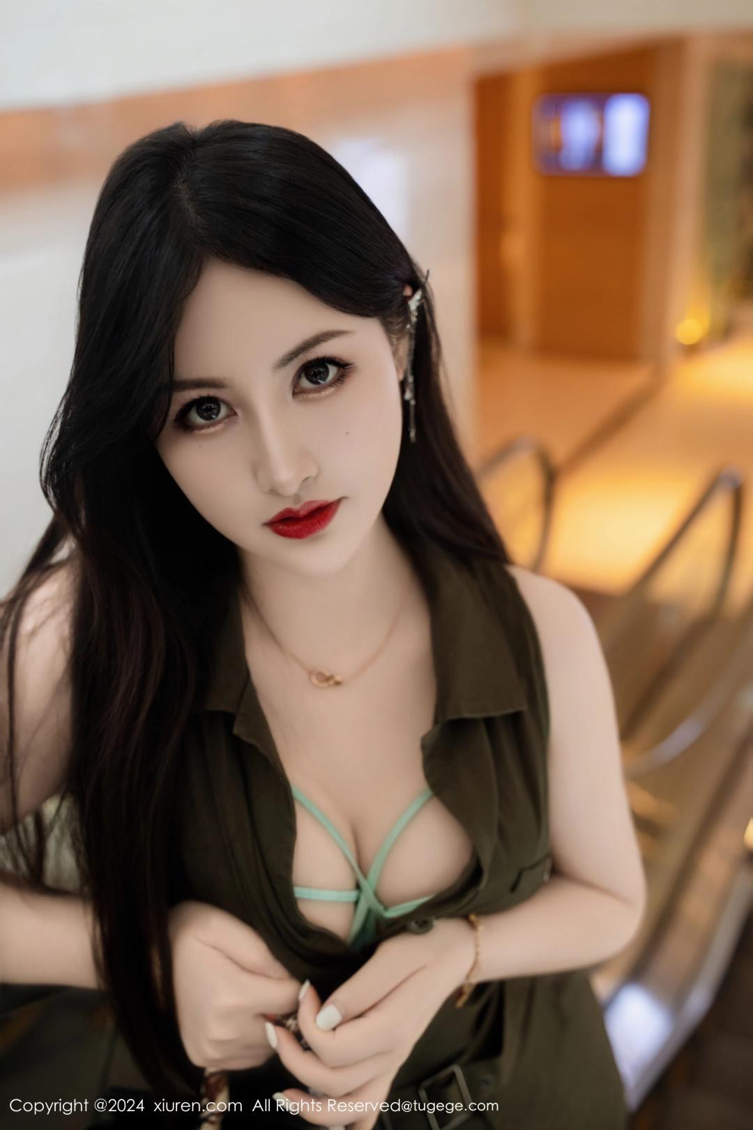 【XiuRen秀人網】20240730Vol8940詩詩kiki【72P】-[秀人套图]